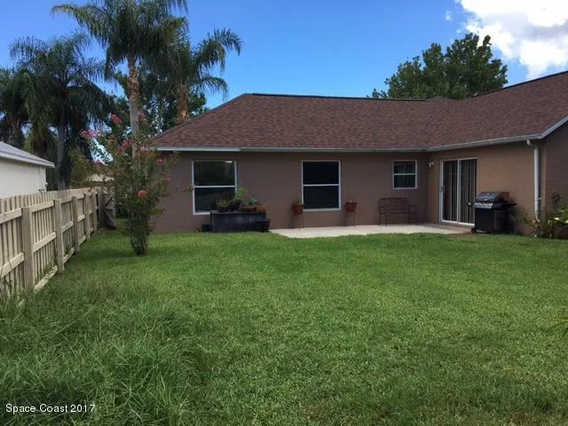 Photo of 1444 Hill Ave Avenue