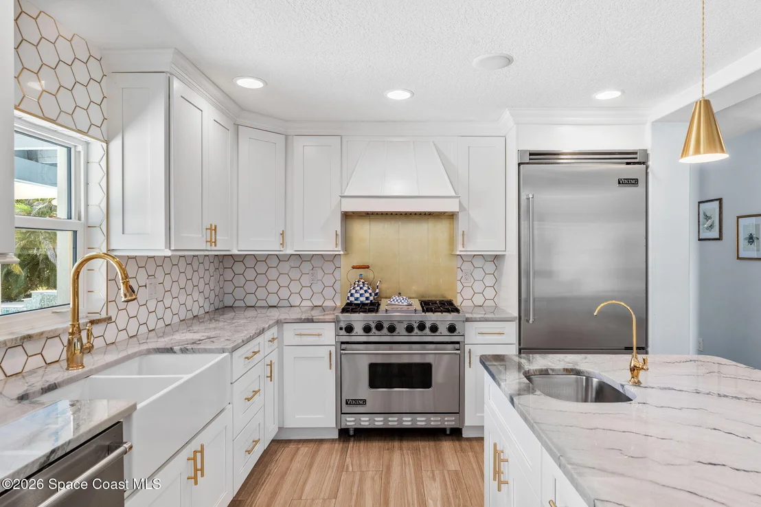 Photo of 417 Riverview Lane