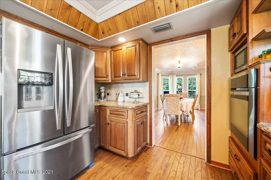 Photo of 1825 Eva Lane