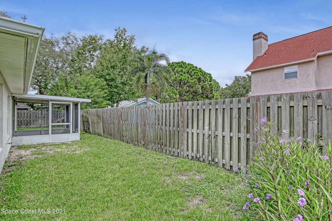 Photo of 1004 Kingfisher Way