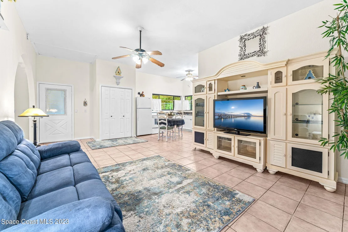 Photo of 2499 Hideaway Lane