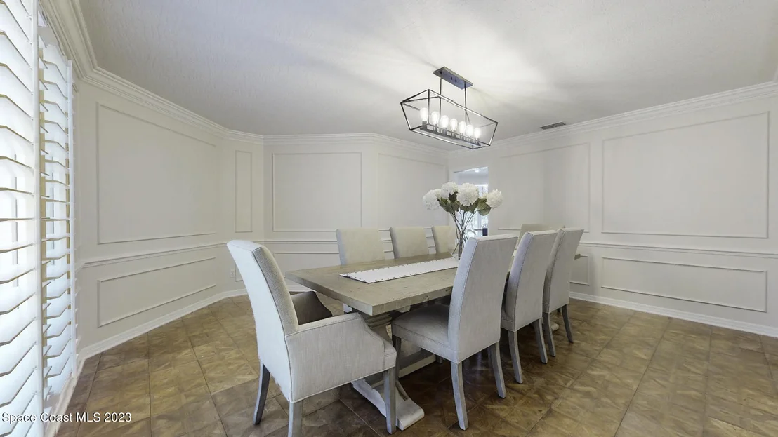 Photo of 607 Woodbridge Drive