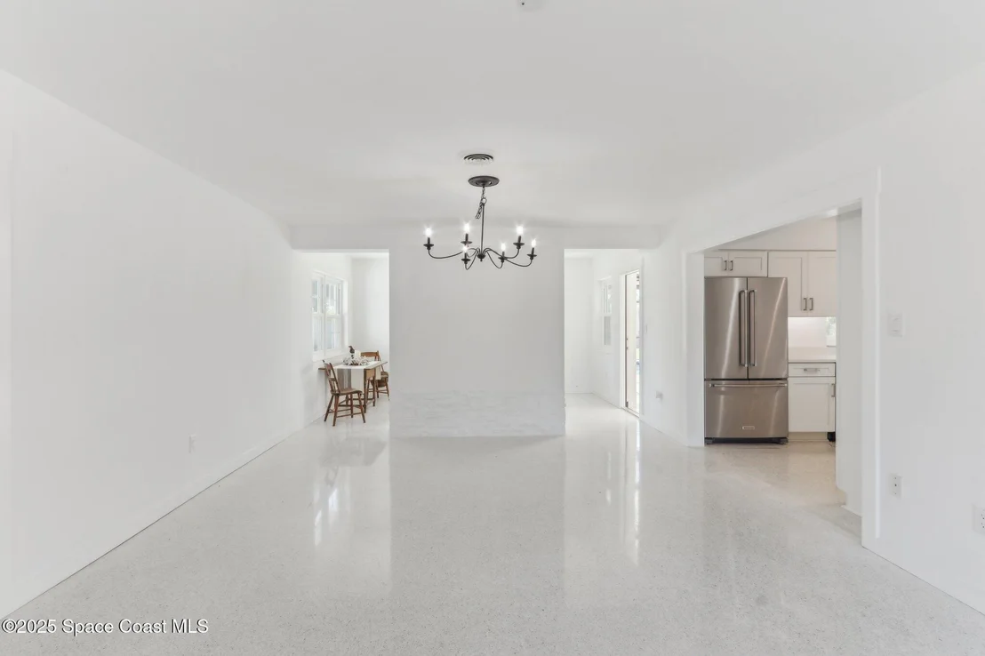 Photo of 231 5th Avenue