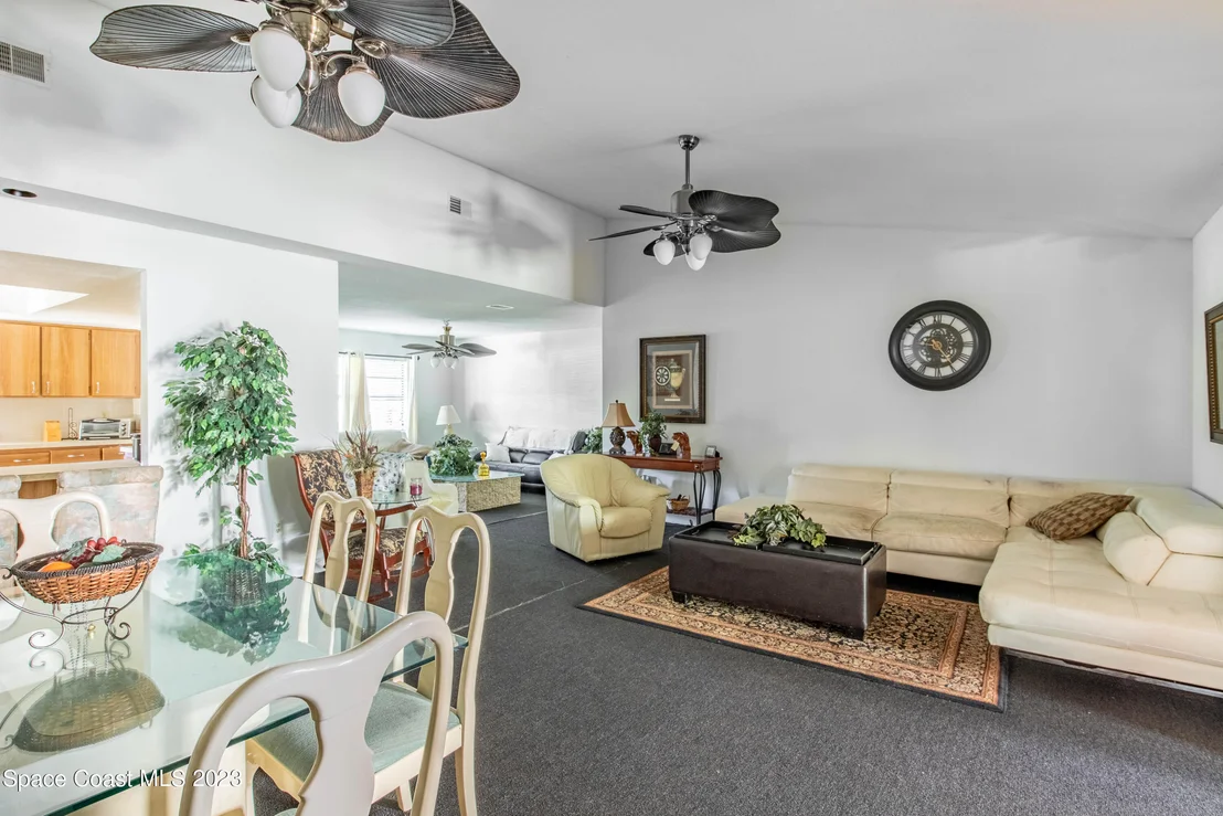 Photo of 4044 Palm Avenue