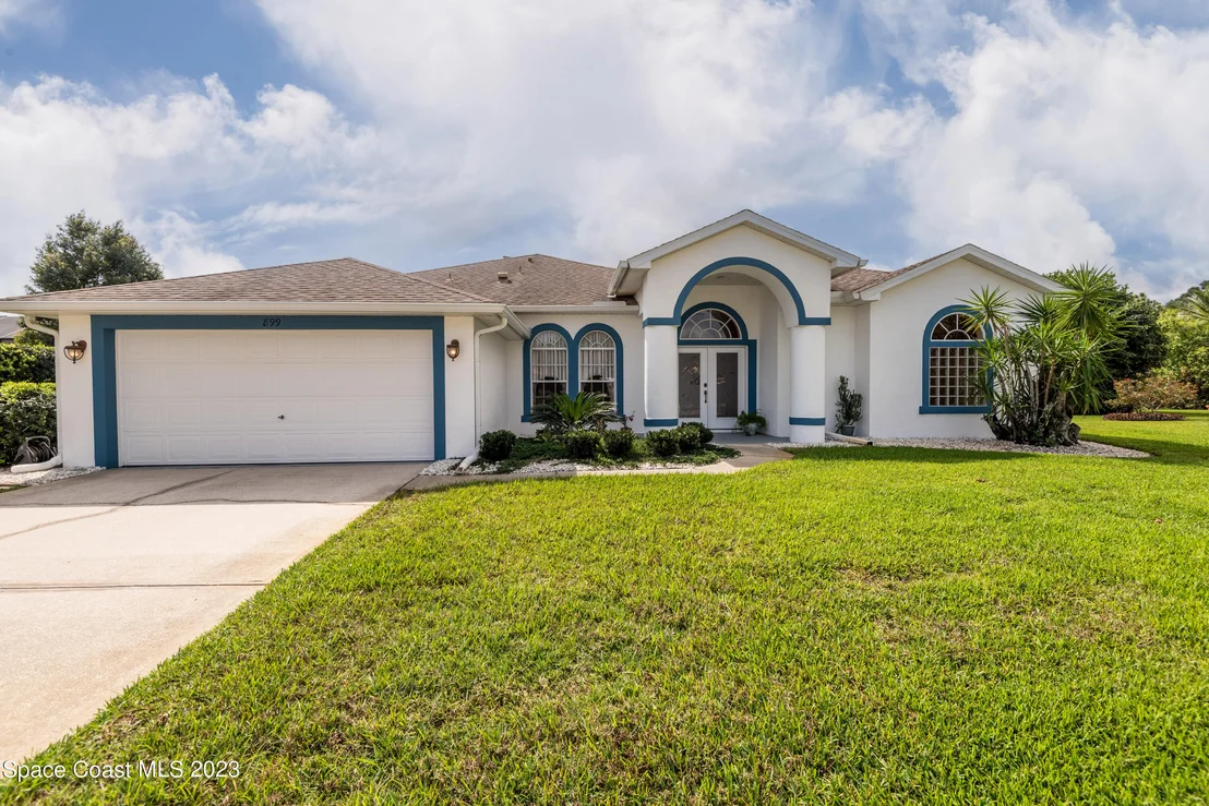 Photo of 899 Cumberland Place