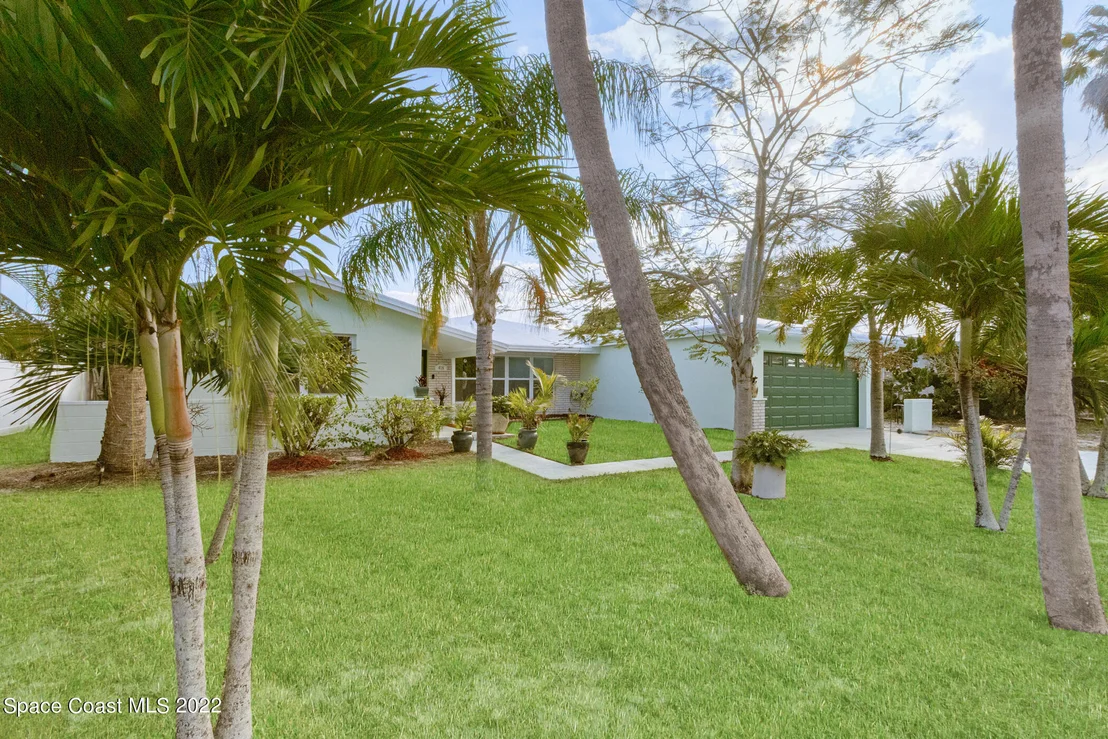 Photo of 418 Sandpiper Drive