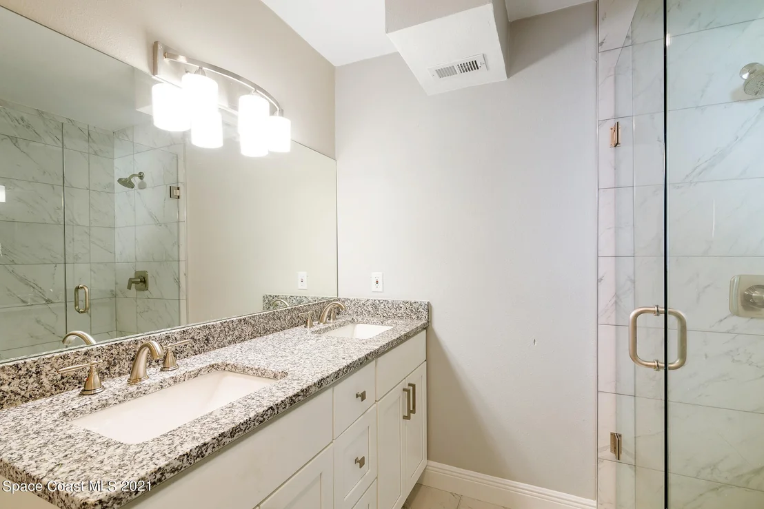 Photo of 1700 Loquat Drive
