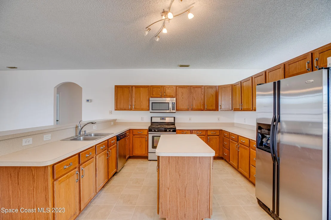 Photo of 1331 Hideaway Lane