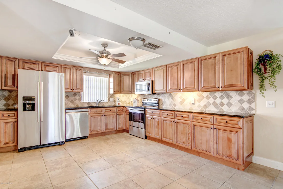 Photo of 791 Pebble Beach Avenue NE