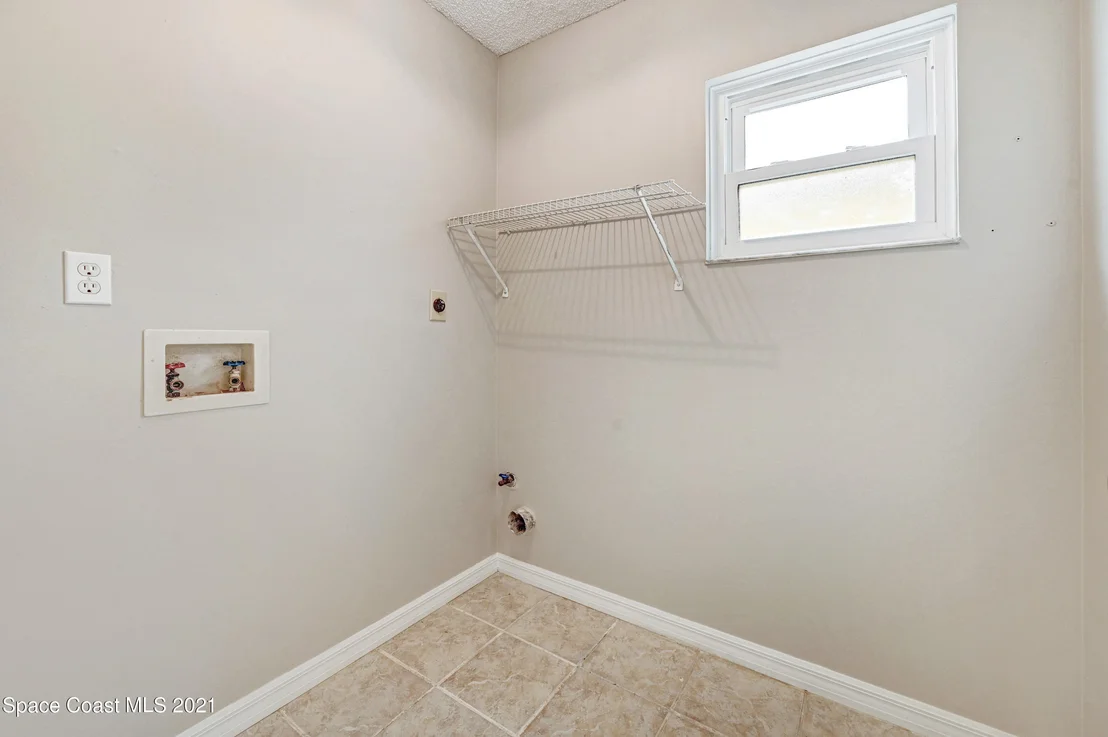 Photo of 6977 Hammock Trace Drive