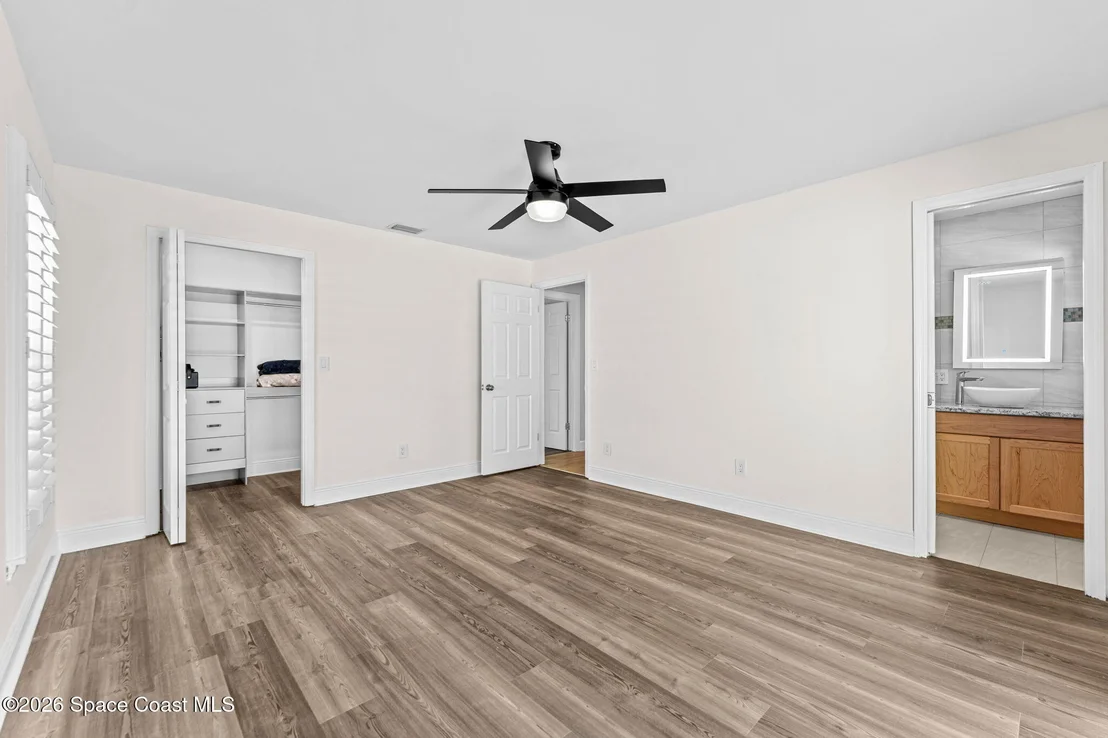 Photo of 136 14th Avenue