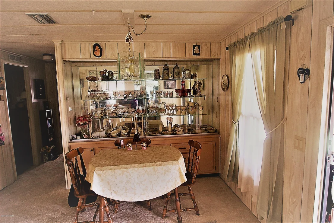 Photo of 543 Jennifer Circle