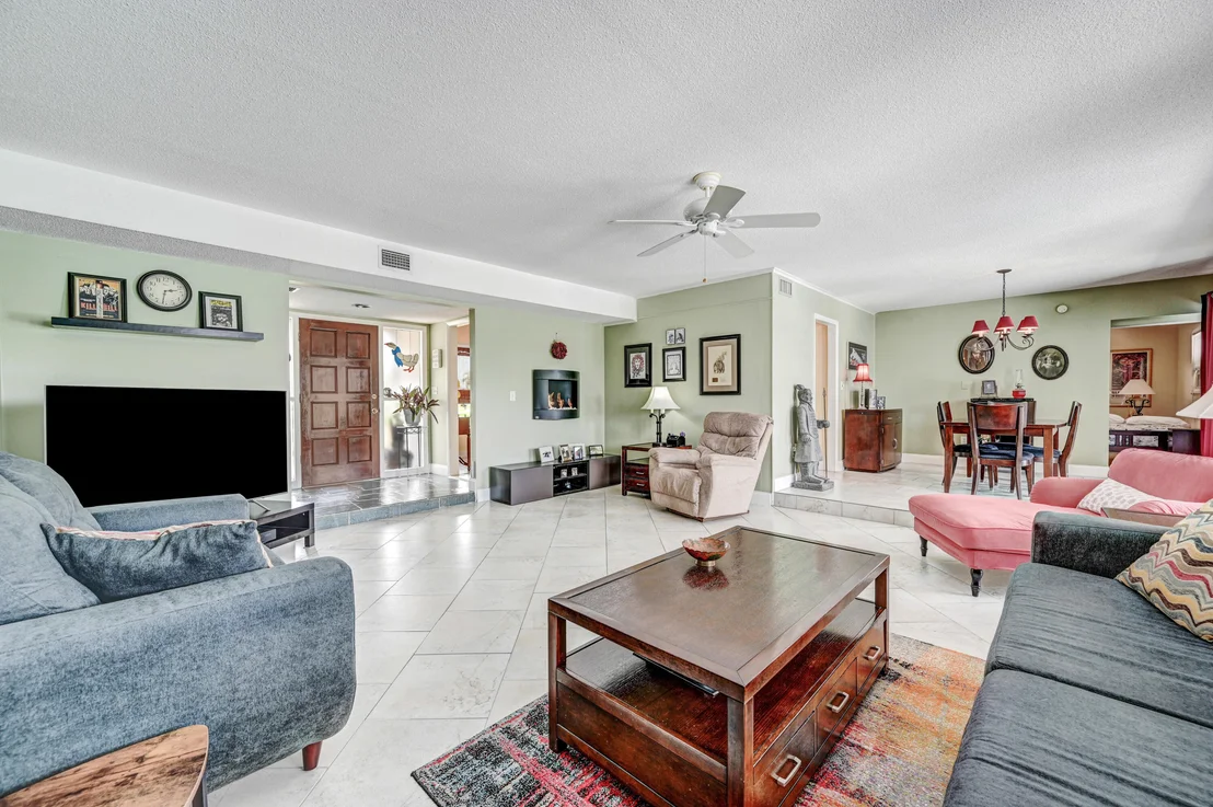 Photo of 798 Montclair Road NE