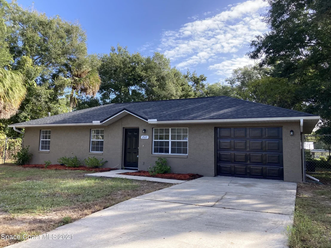 Photo of 2527 Orange Avenue