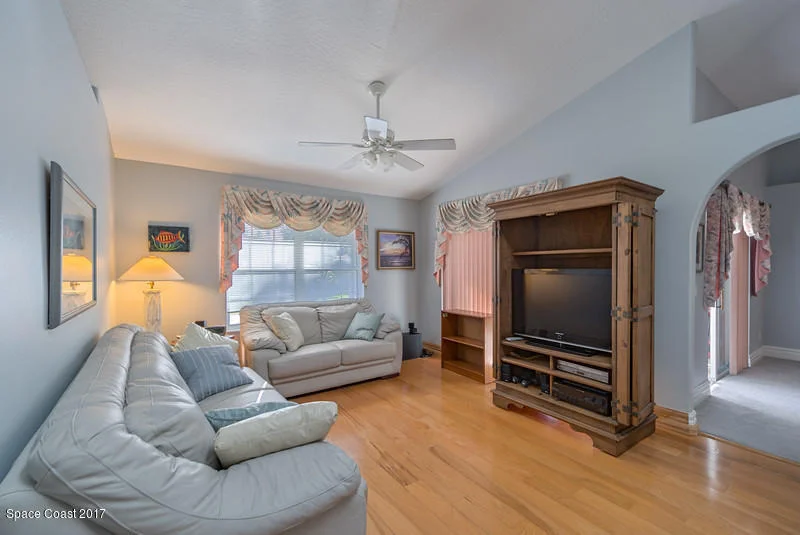 Photo of 3 Jennifer Circle