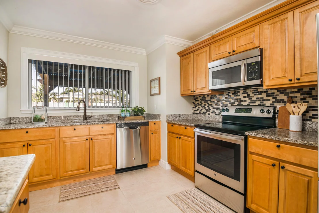 Photo of 141 SE 3rd Street