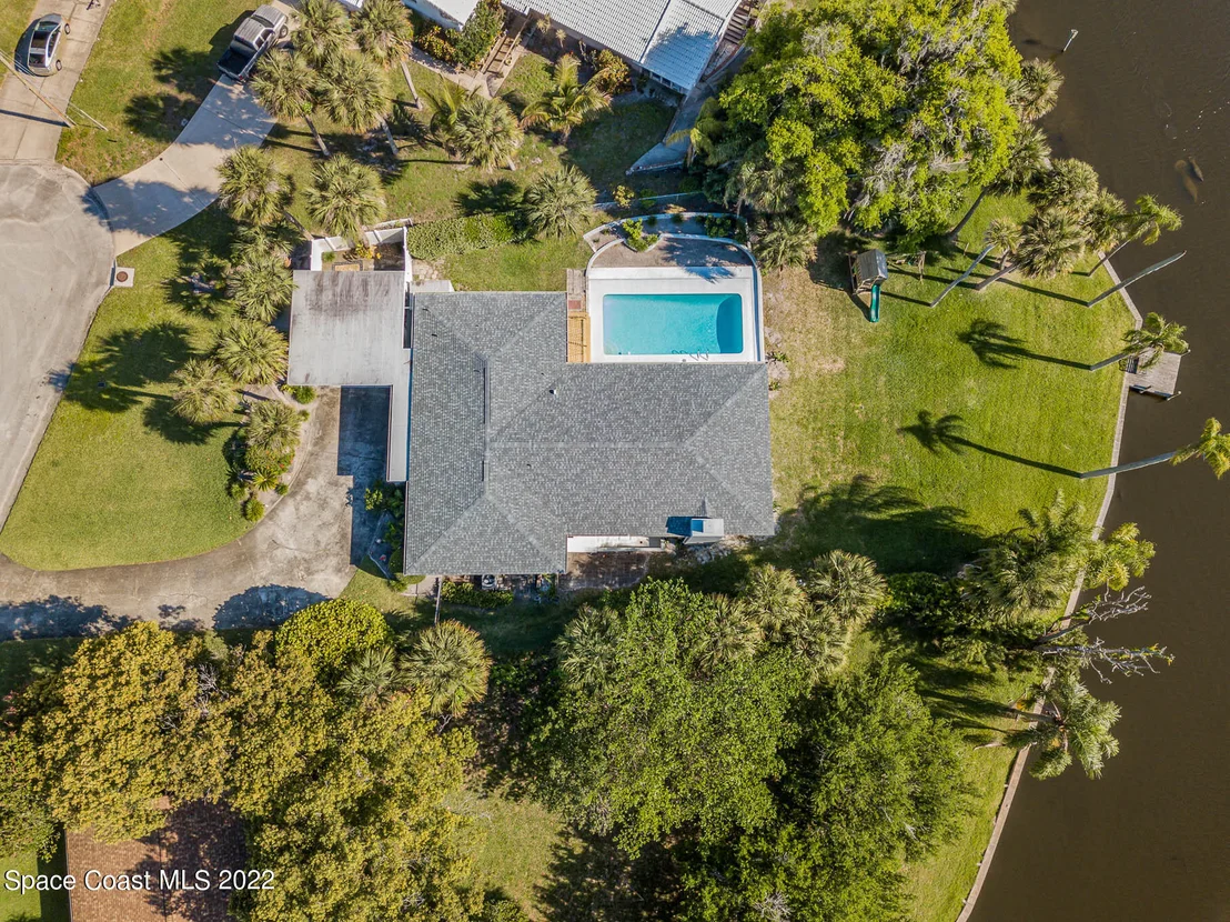 Photo of 1134 Rivermont Drive
