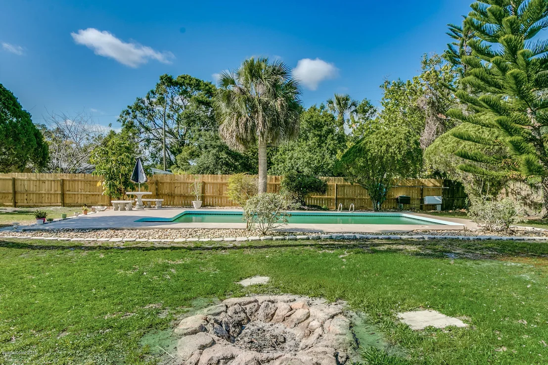 Photo of 171 E Haven Drive