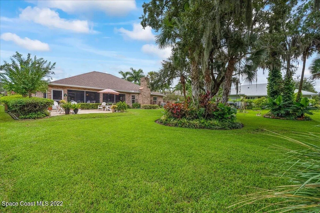 Photo of 2372 Woodfield Circle