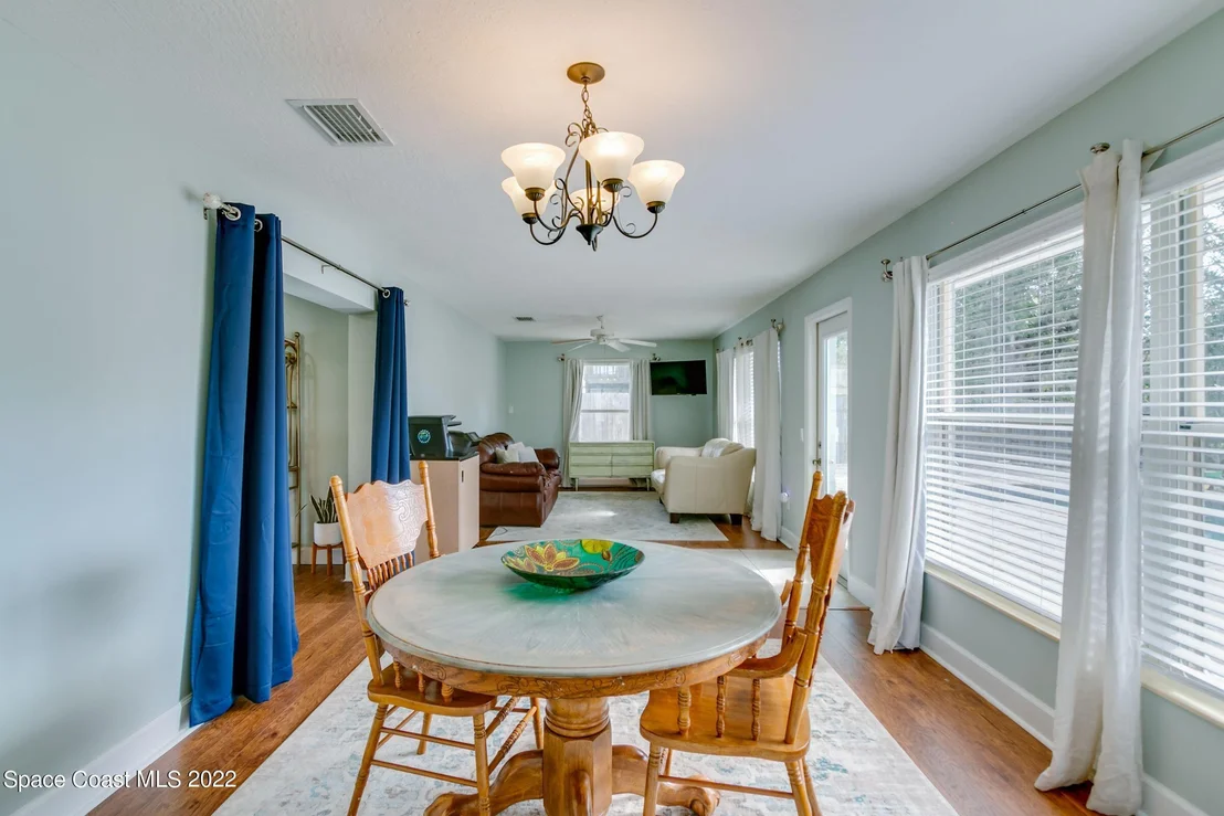 Photo of 1597 Mulberry Lane