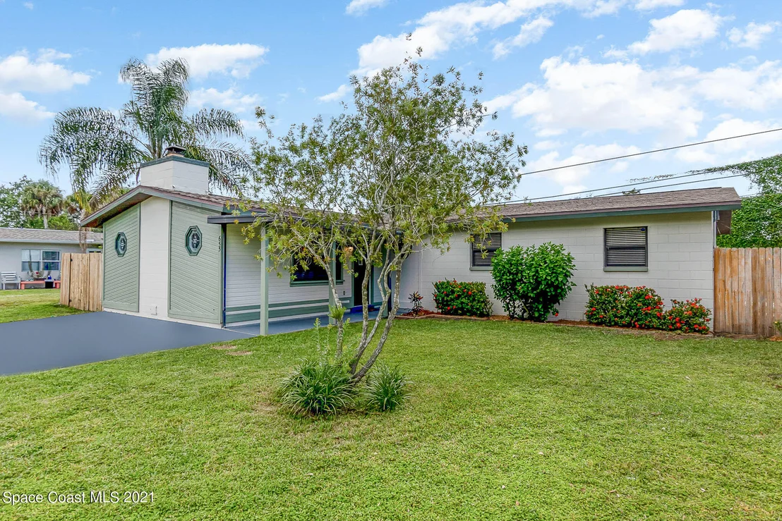 Photo of 655 Bacon Street