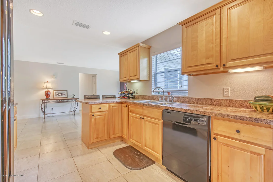 Photo of 402 Surf Road