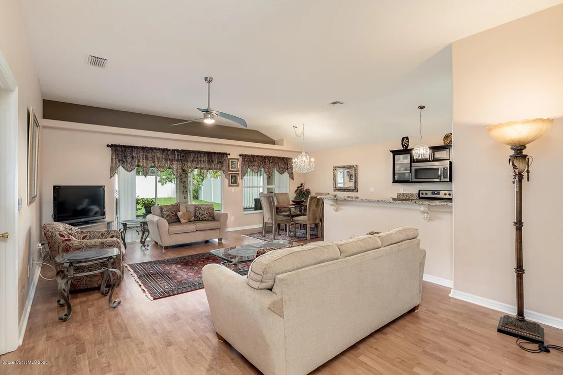 Photo of 1114 Sedgewood Circle