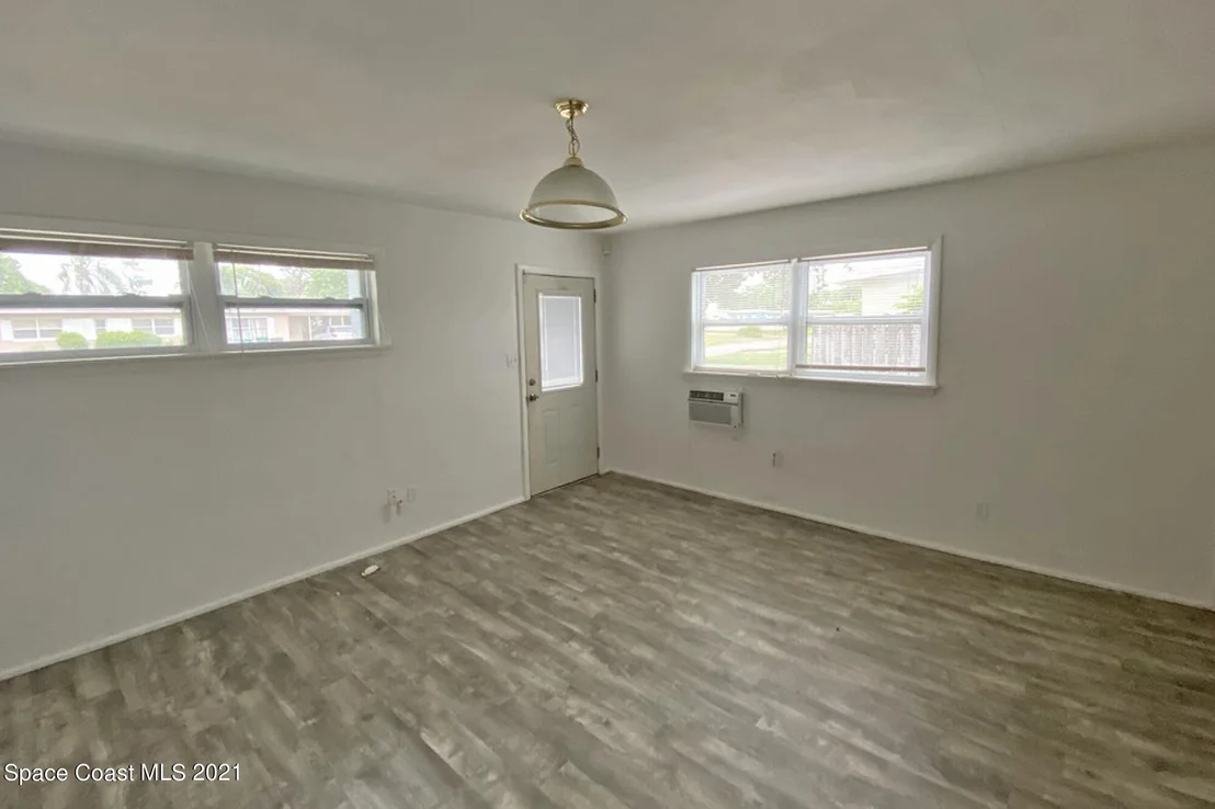 Photo of 1051 Cypress Lane