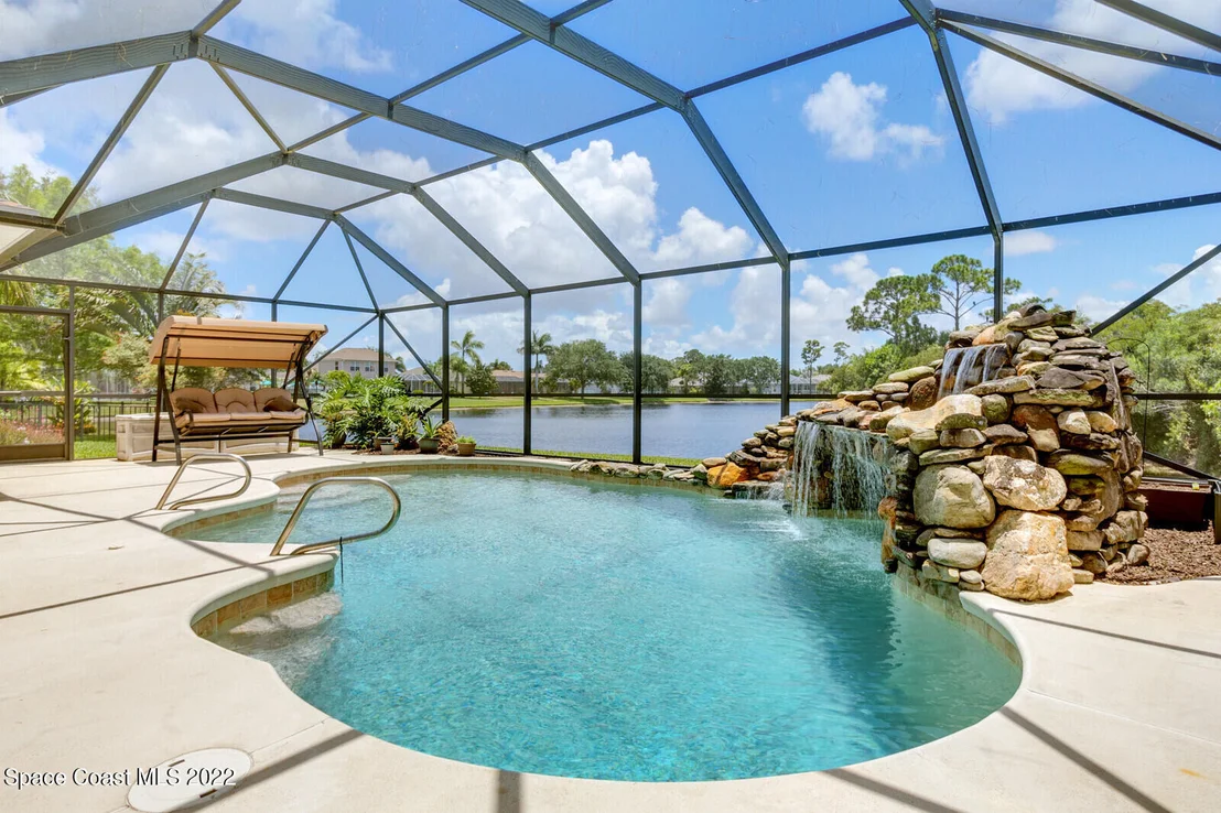 Photo of 349 Pebble Hill Way