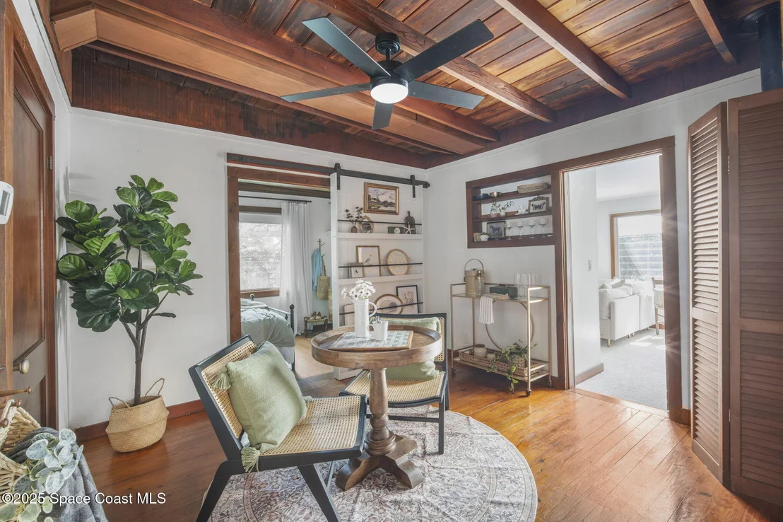 Photo of 597 Old Oak Street
