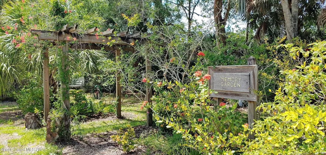 Photo of 5819 Crane Road