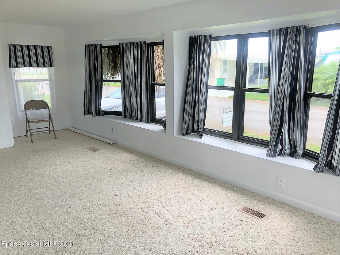 Photo of 504 Ruth Circle