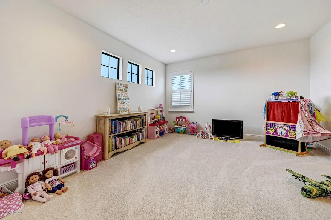 Photo of 2931 Casterton Drive