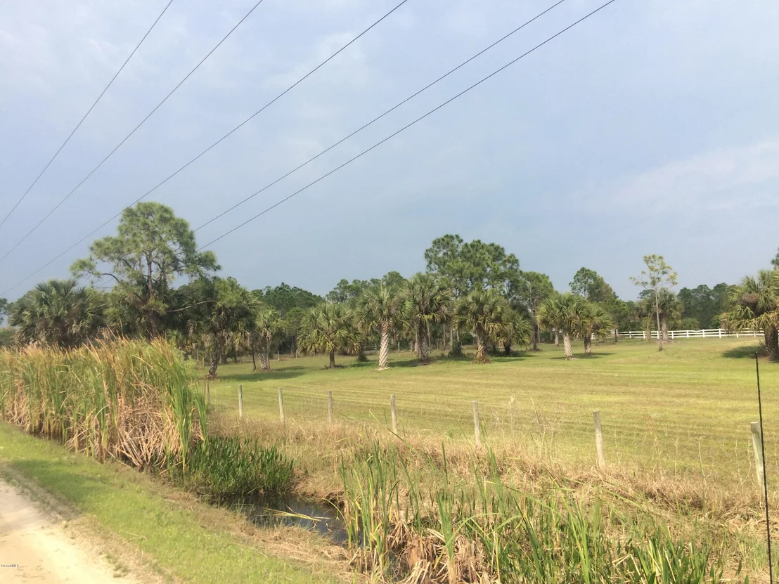 Photo of 1720 Benjamin Road