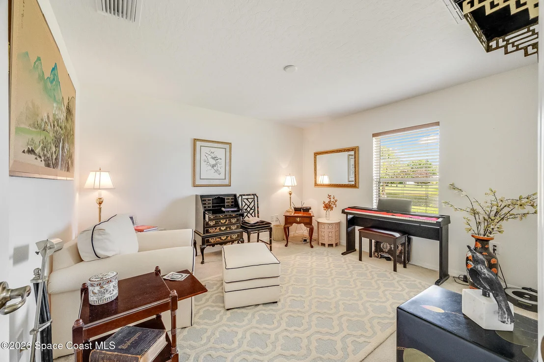 Photo of 241 Devlin Court SE