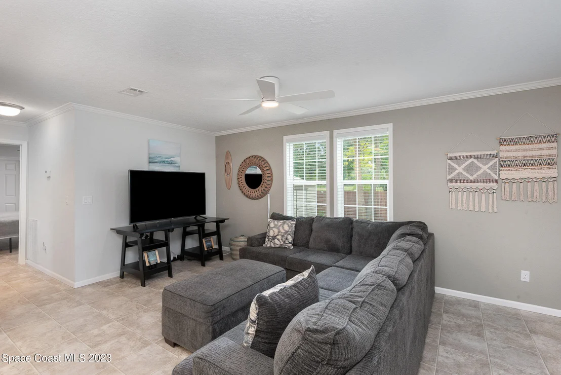 Photo of 625 Maple Place
