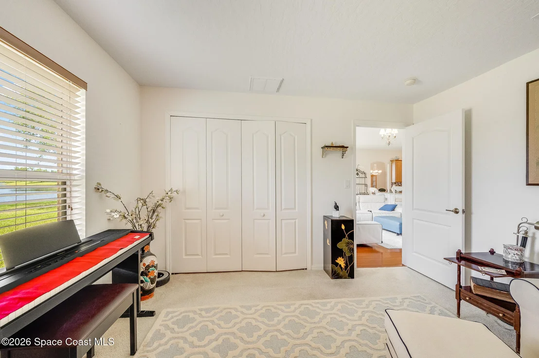 Photo of 241 Devlin Court SE