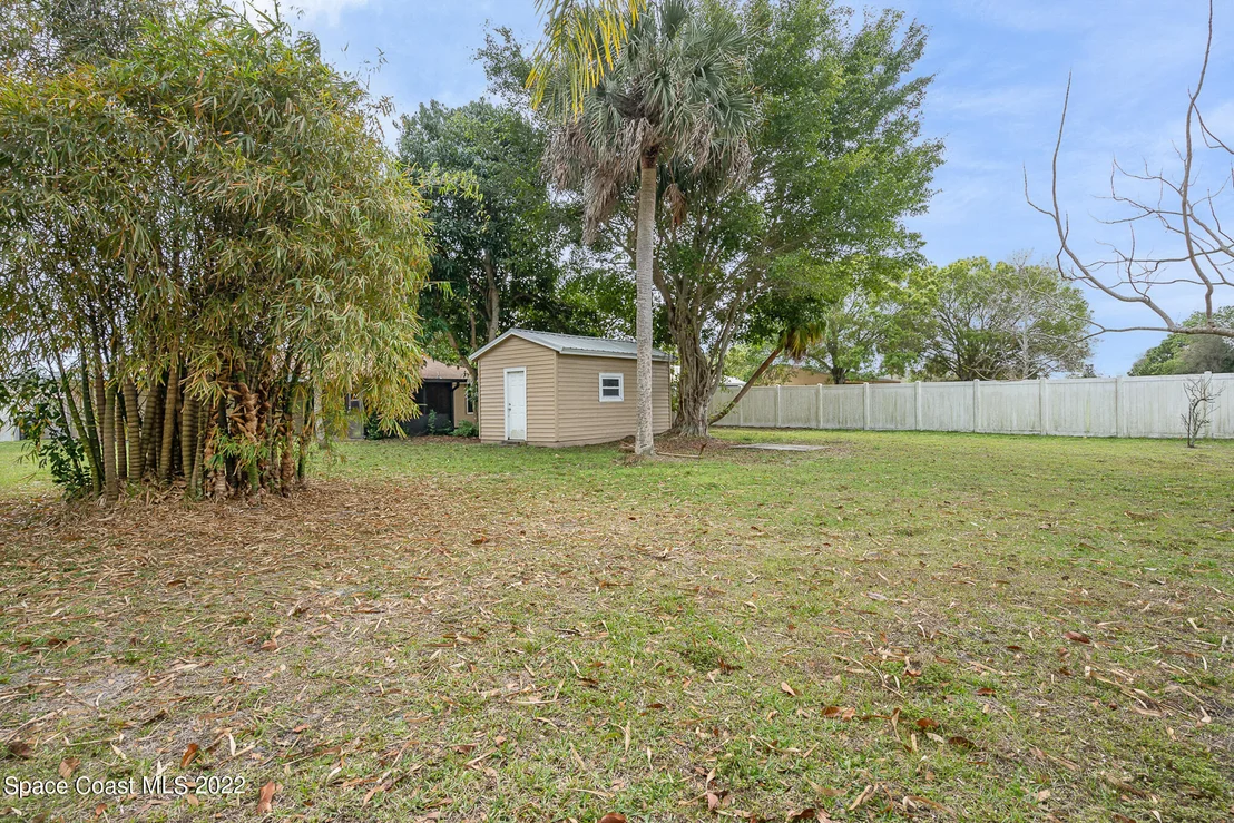 Photo of 960 Hooper Avenue NE
