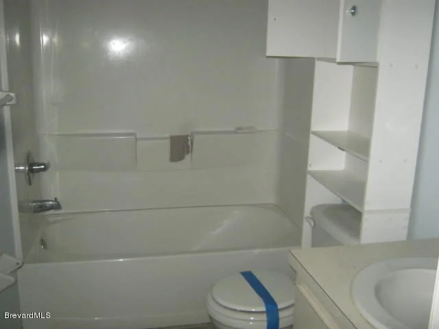 Photo of Unit 522 at 2425 Golf Lake Circle