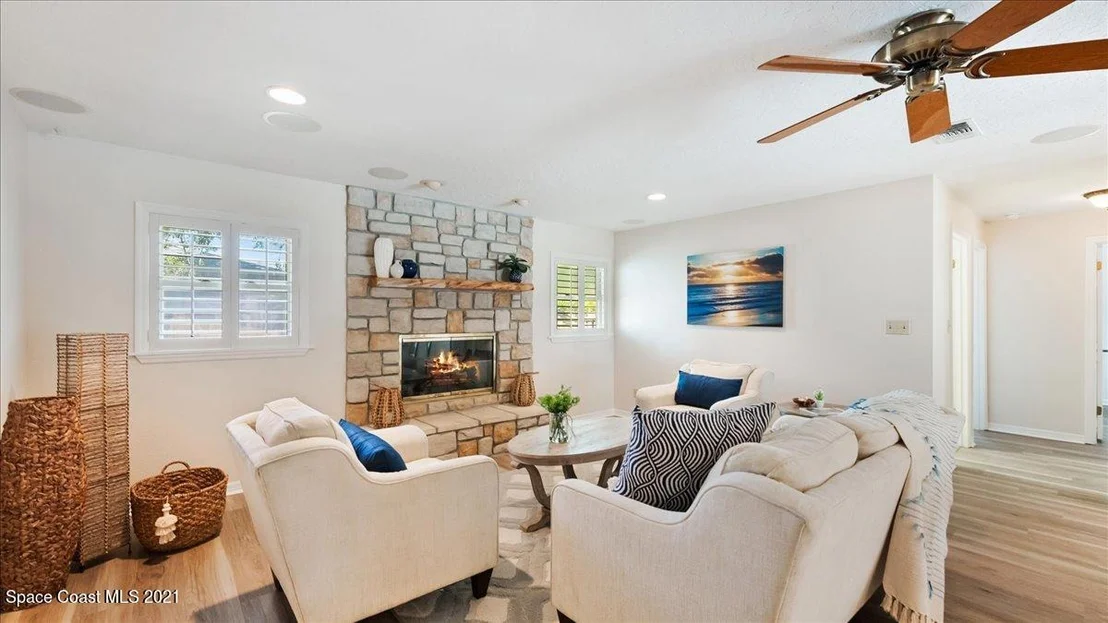 Photo of 528 Solitaire Palm Drive