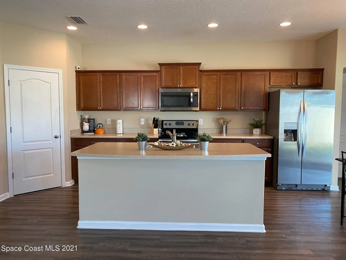 Photo of 9889 Sailor Drive