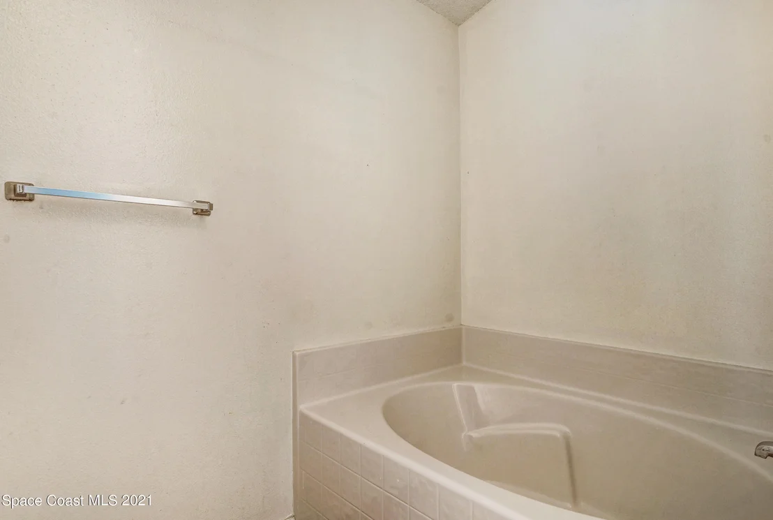 Photo of 2560 Stratford Pointe Drive
