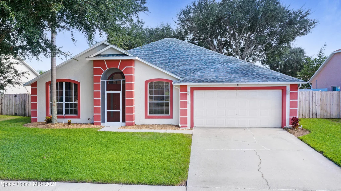 Photo of 1017 Pelican Lane
