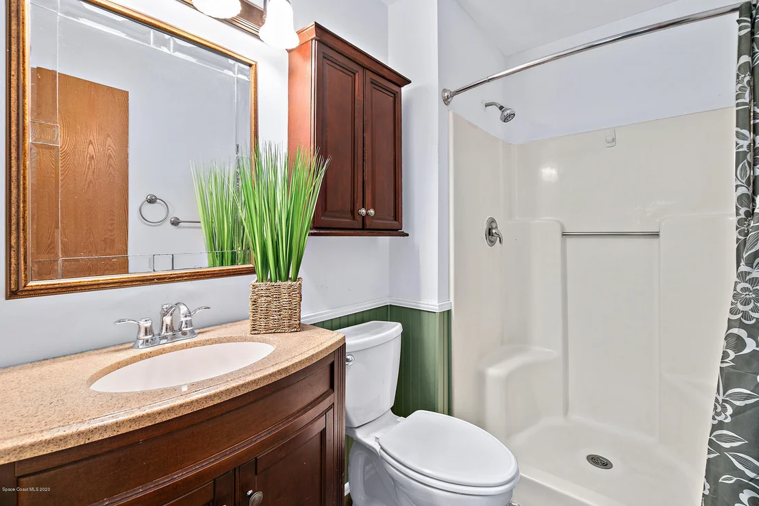 Photo of 6437 Fairchild Avenue