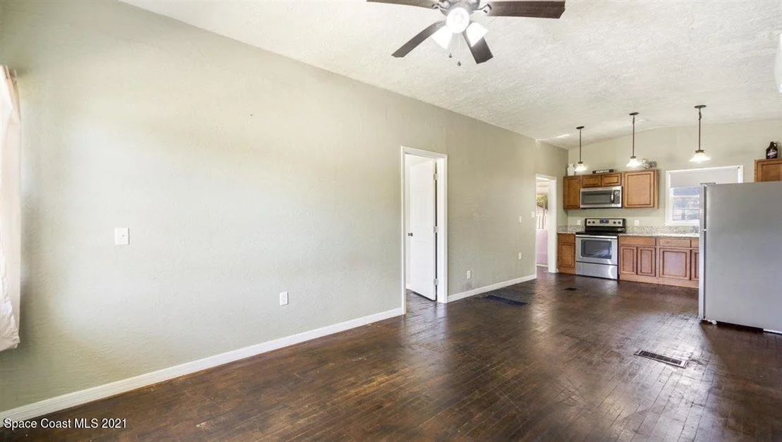 Photo of 7535 Sheridan Road