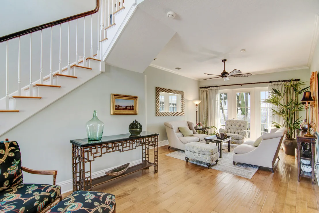 Photo of 787 Oak Ridge Drive