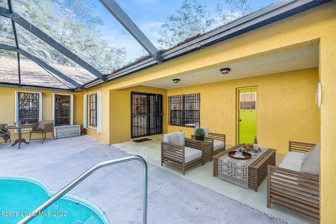 Photo of 4280 Silver Lake Drive