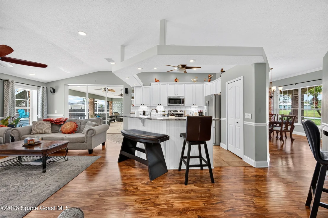 Photo of 341 Allison Drive