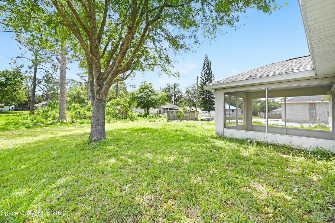 Photo of 1320 Rascal Street SE