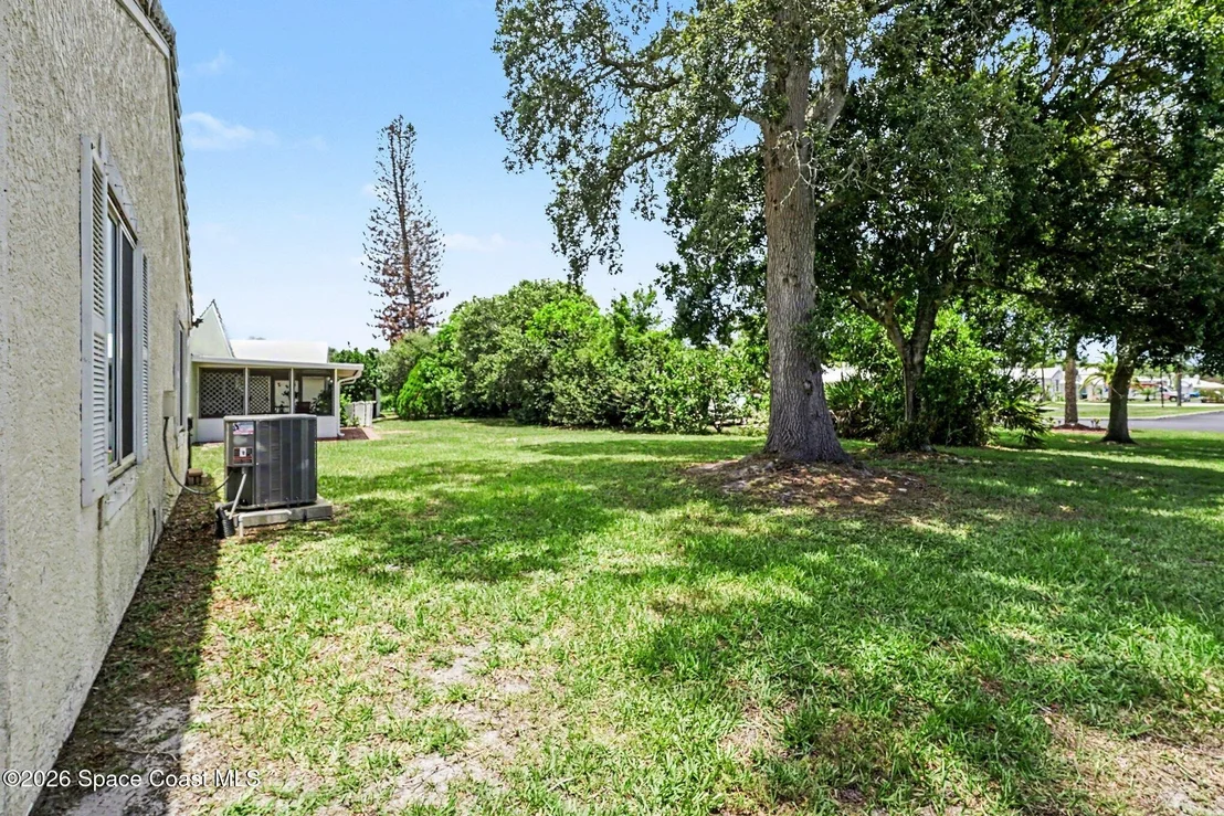 Photo of 882 Wateroak Drive NE